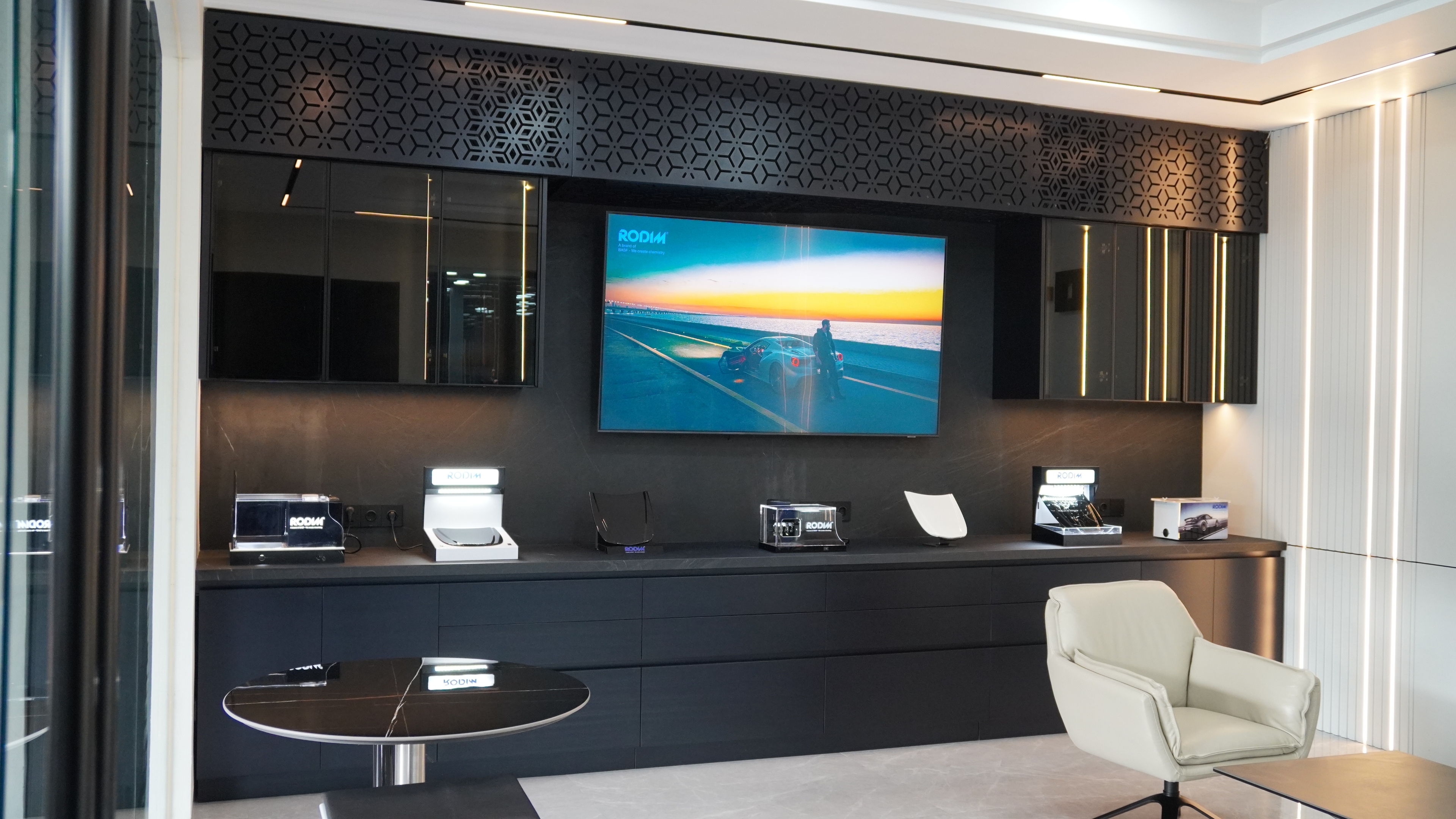 Gallery image 2